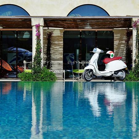 Don Totu - Dimora Storica Bed & Breakfast San Cassiano  Екстериор снимка