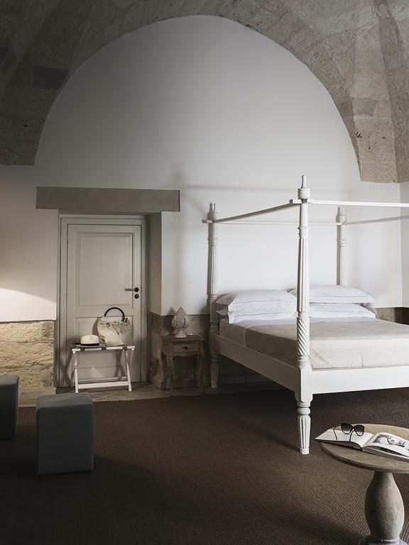 Don Totu - Dimora Storica Bed & Breakfast San Cassiano  Екстериор снимка
