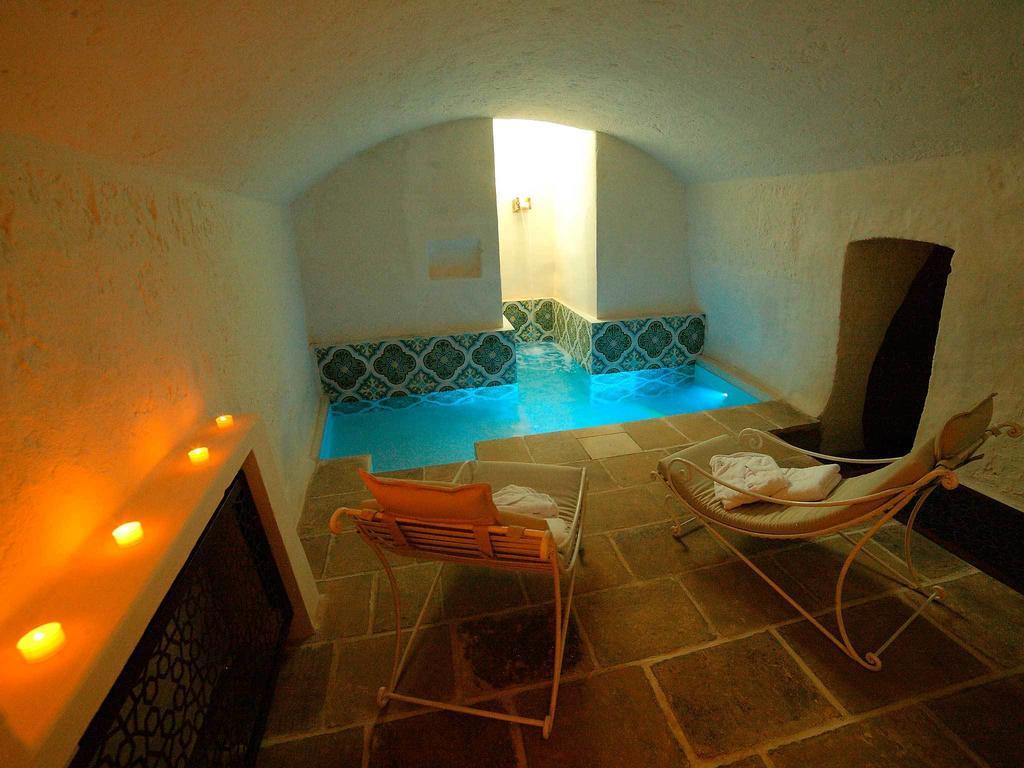 Don Totu - Dimora Storica Bed & Breakfast San Cassiano  Екстериор снимка